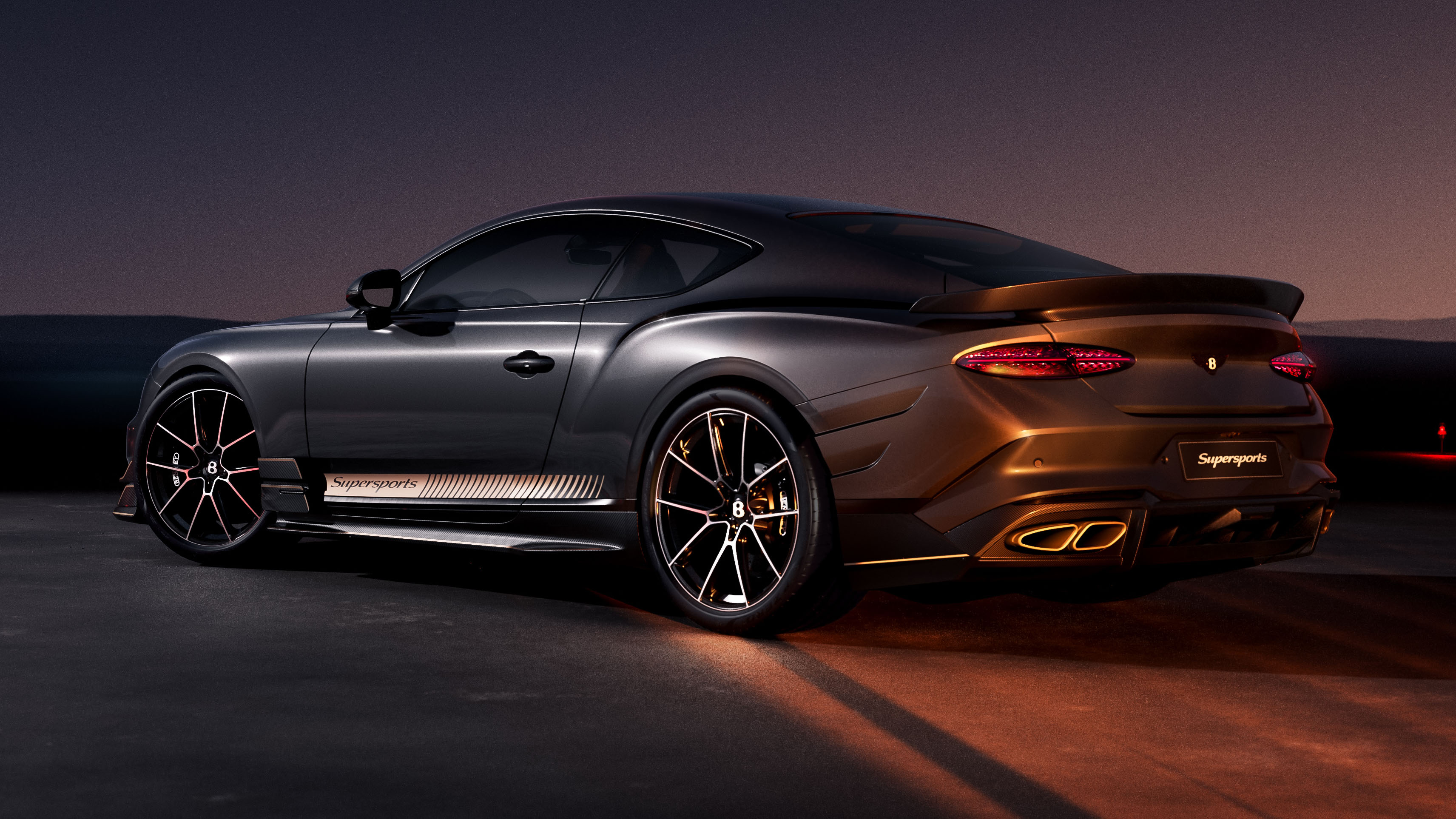 Crikey, the new 657bhp, rear-drive Bentley Supersports is a non